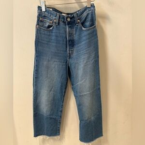 Levis Ribcage straight